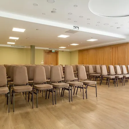 Corvin Corvin Wing Otel 4*