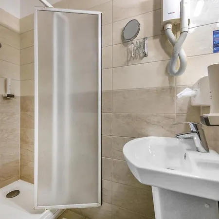 Corvin Corvin Wing Hotel 4*