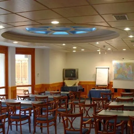 Otel Corvin Corvin Wing 4*