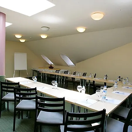 Corvin Corvin Wing Otel Budapeşte