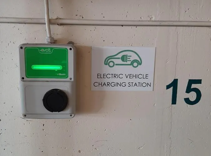 Corvin Corvin Wing 4*