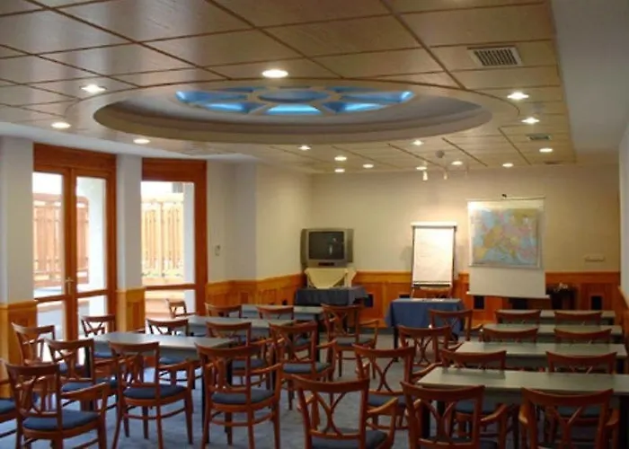 Отель Corvin Corvin Wing 4*