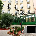 Corvin Corvin Wing Otel 4*