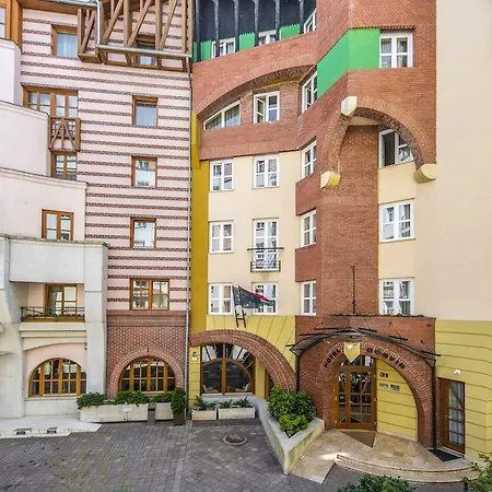 Corvin Corvin Wing 4*