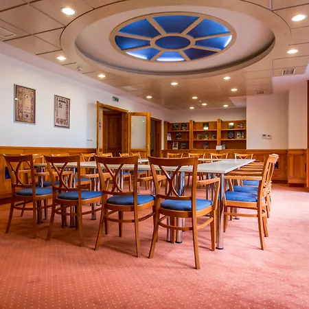 Corvin Corvin Wing Hotel 4*