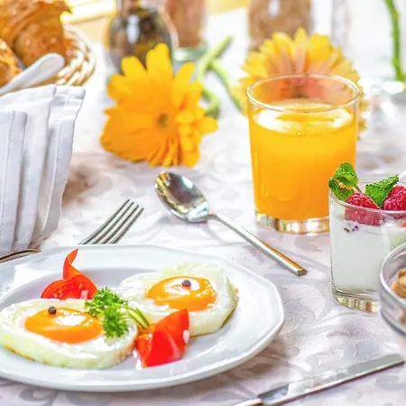 Corvin Corvin Wing Hotel