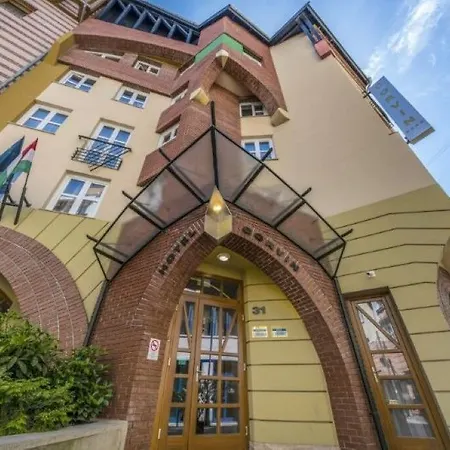 Hotel Corvin Corvin Wing