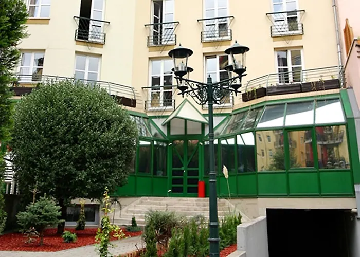 Corvin Corvin Wing Отель 4*