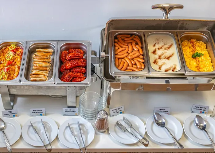 Отель Corvin Corvin Wing