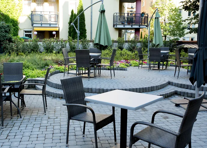 Отель Corvin Corvin Wing 4*