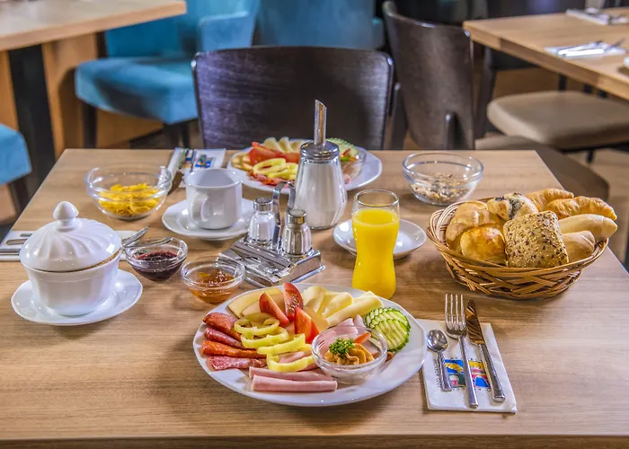 Отель Corvin Corvin Wing Будапешт