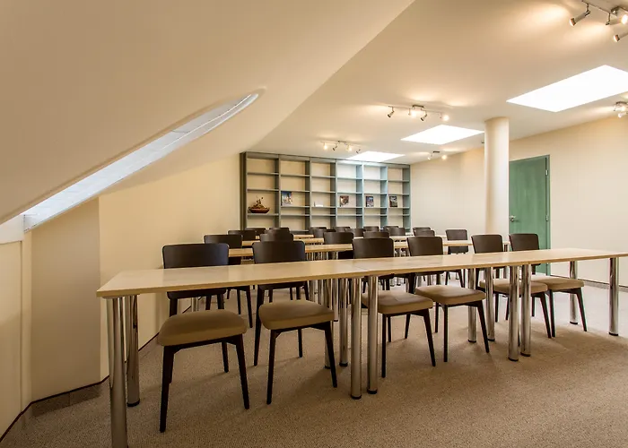 מלון Corvin Corvin Wing