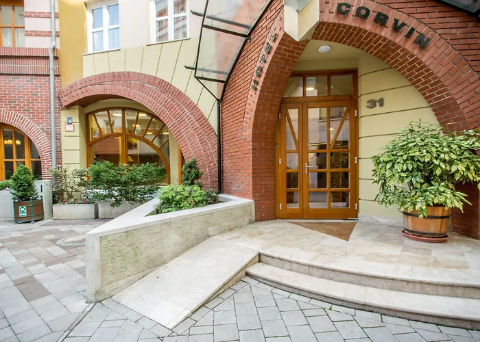 Corvin Corvin Wing בודפשט