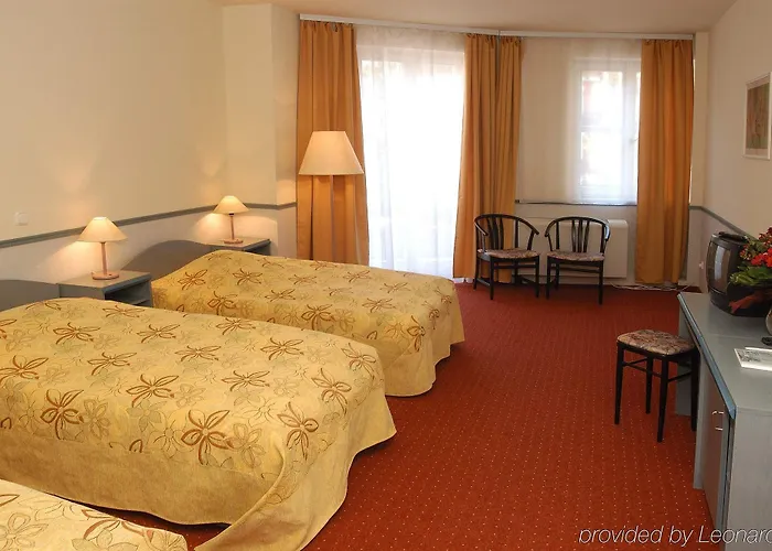 Corvin Corvin Wing 4*